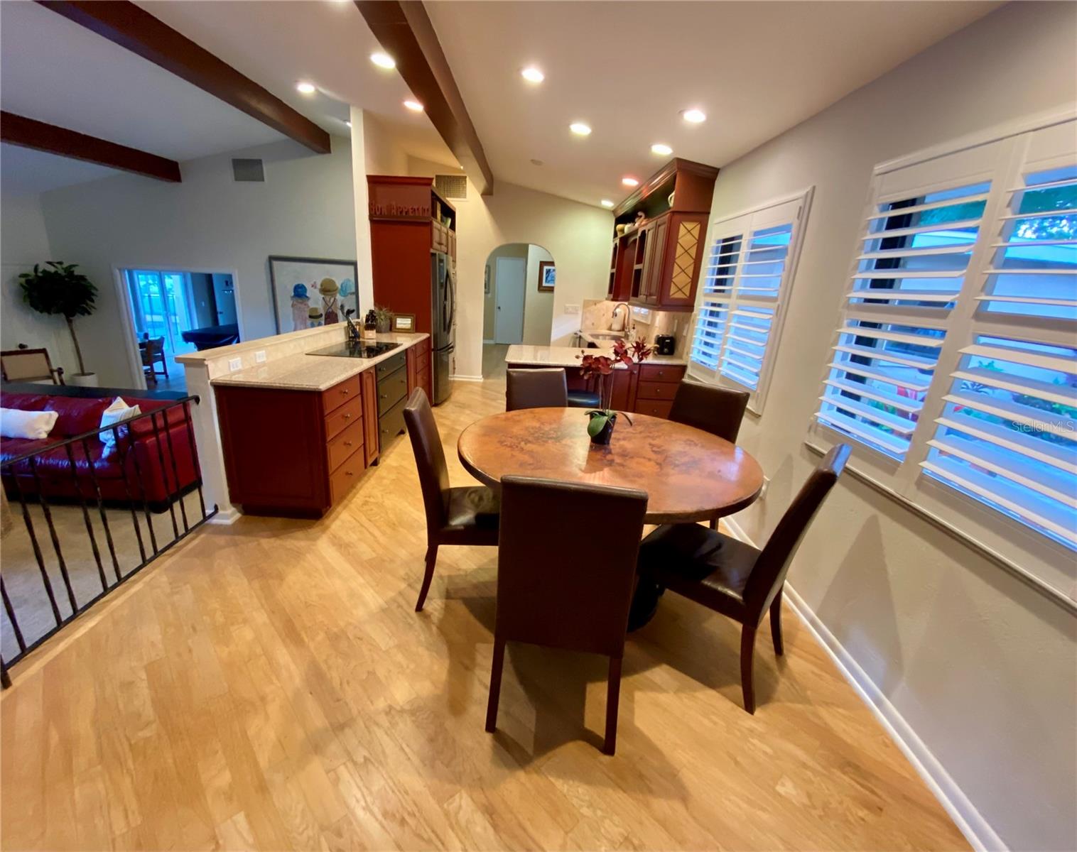 3535 W FOREST LAKE DR, SARASOTA, FL, 34232