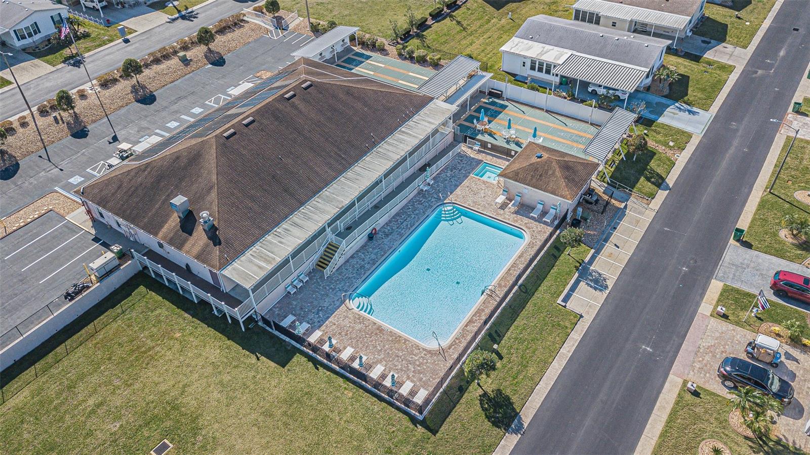 37532 NEW HORIZONS BLVD, ZEPHYRHILLS, FL, 33541