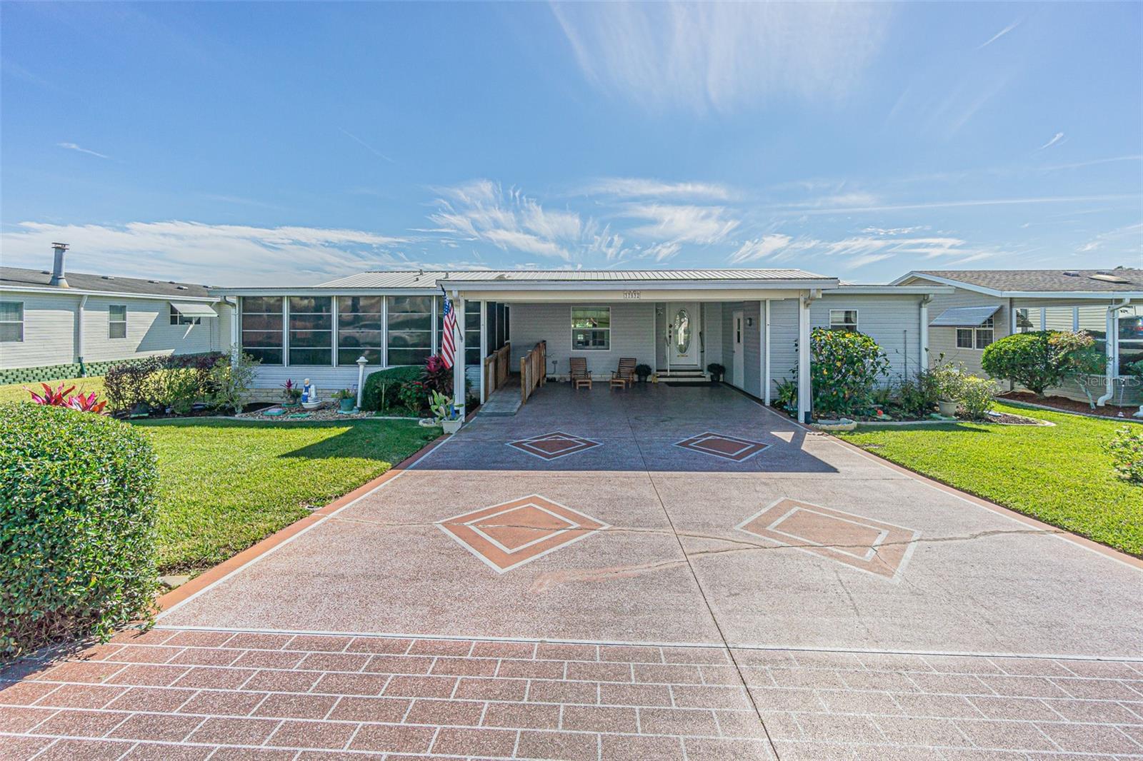37532 NEW HORIZONS BLVD, ZEPHYRHILLS, FL, 33541
