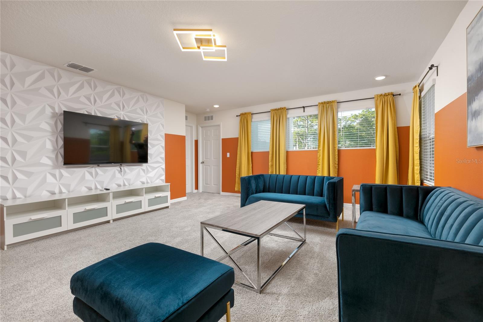 2016 FLEMING MIST PL, KISSIMMEE, FL, 34747