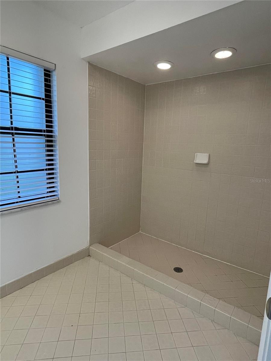 6649 EDGEWORTH DR, ORLANDO, FL, 32819