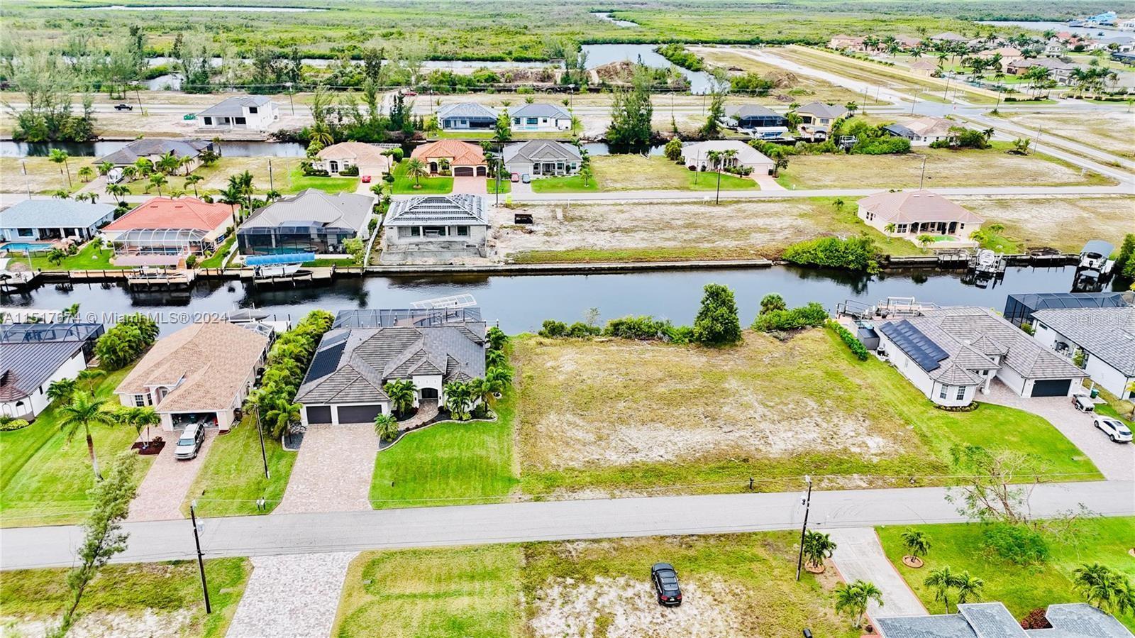 718 NW 38TH PL, CAPE CORAL, FL, 33993