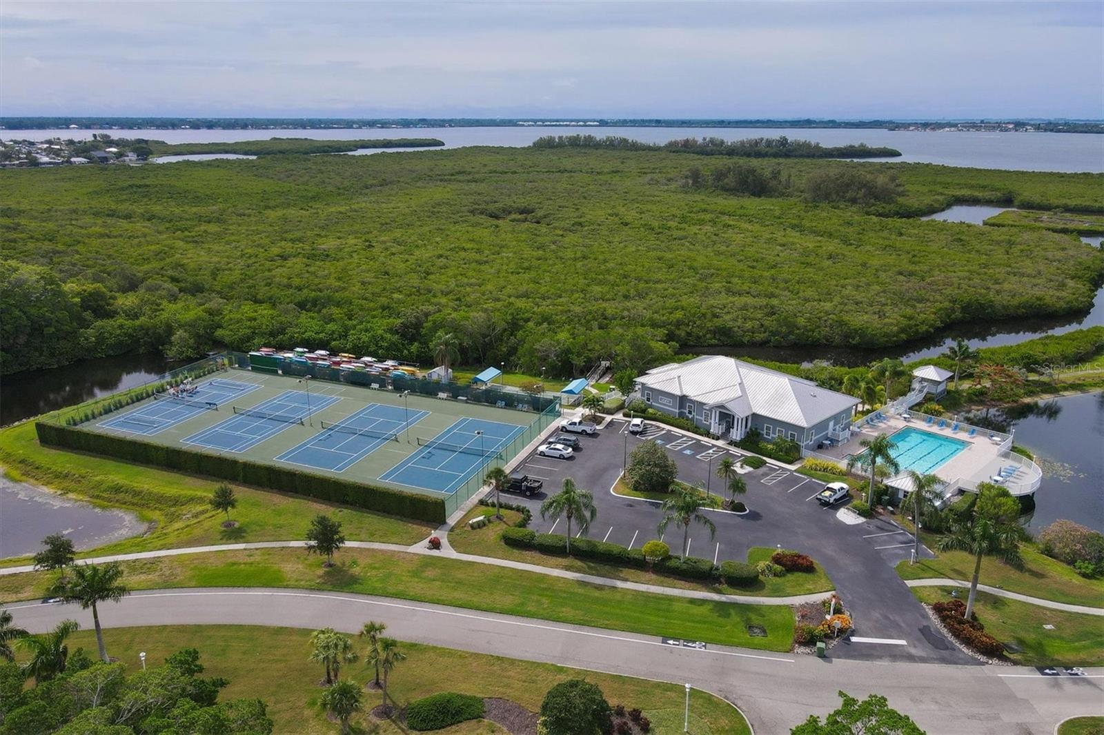 710 ESTUARY DR, BRADENTON, FL, 34209