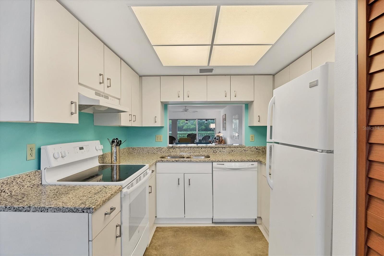 710 ESTUARY DR, BRADENTON, FL, 34209