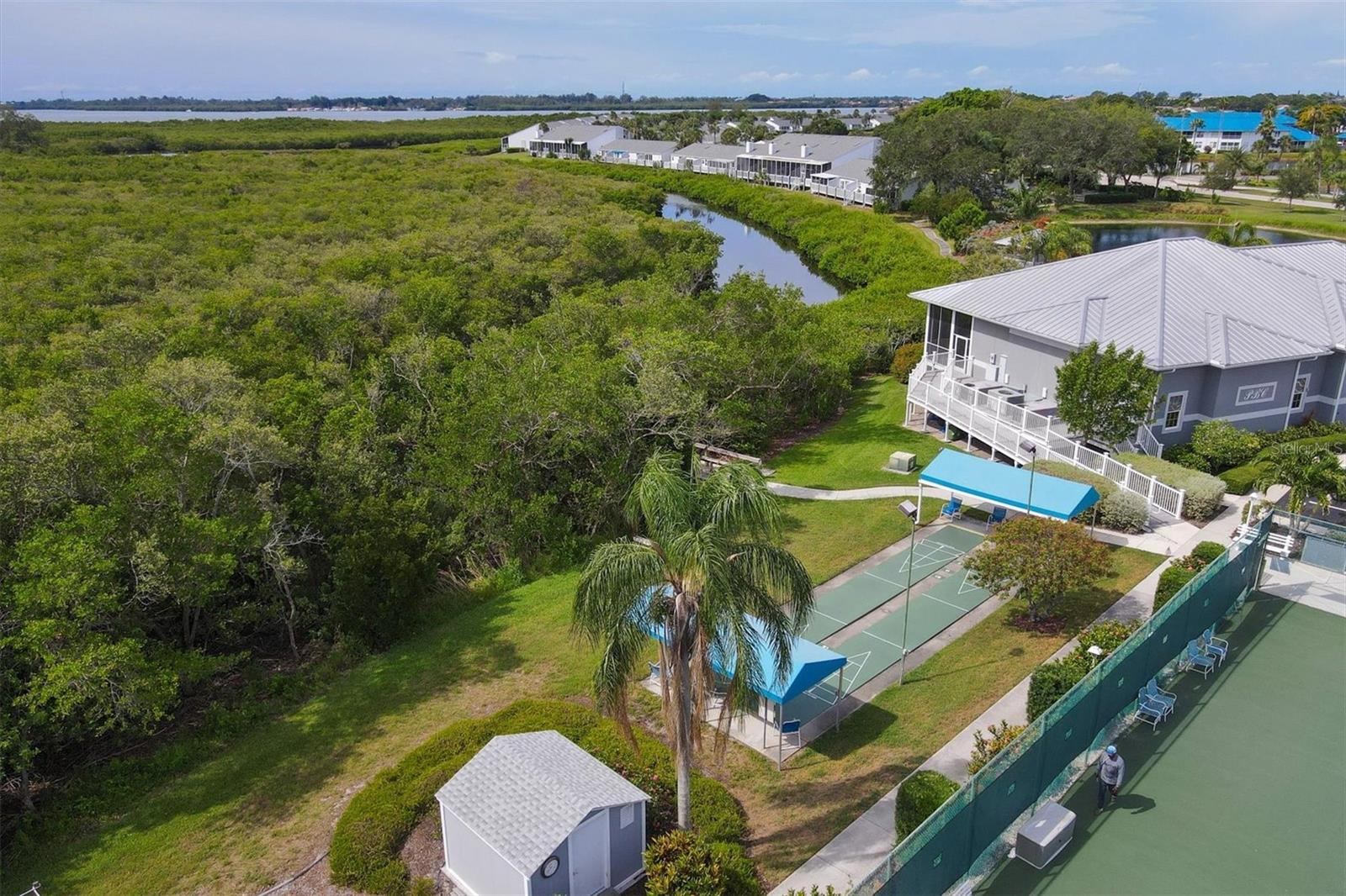 710 ESTUARY DR, BRADENTON, FL, 34209