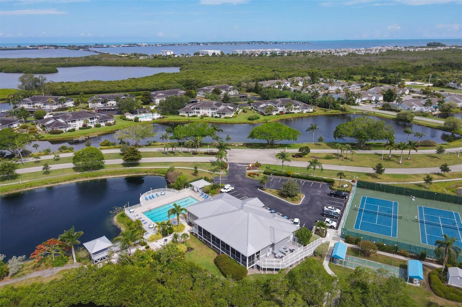 710 ESTUARY DR, BRADENTON, FL, 34209