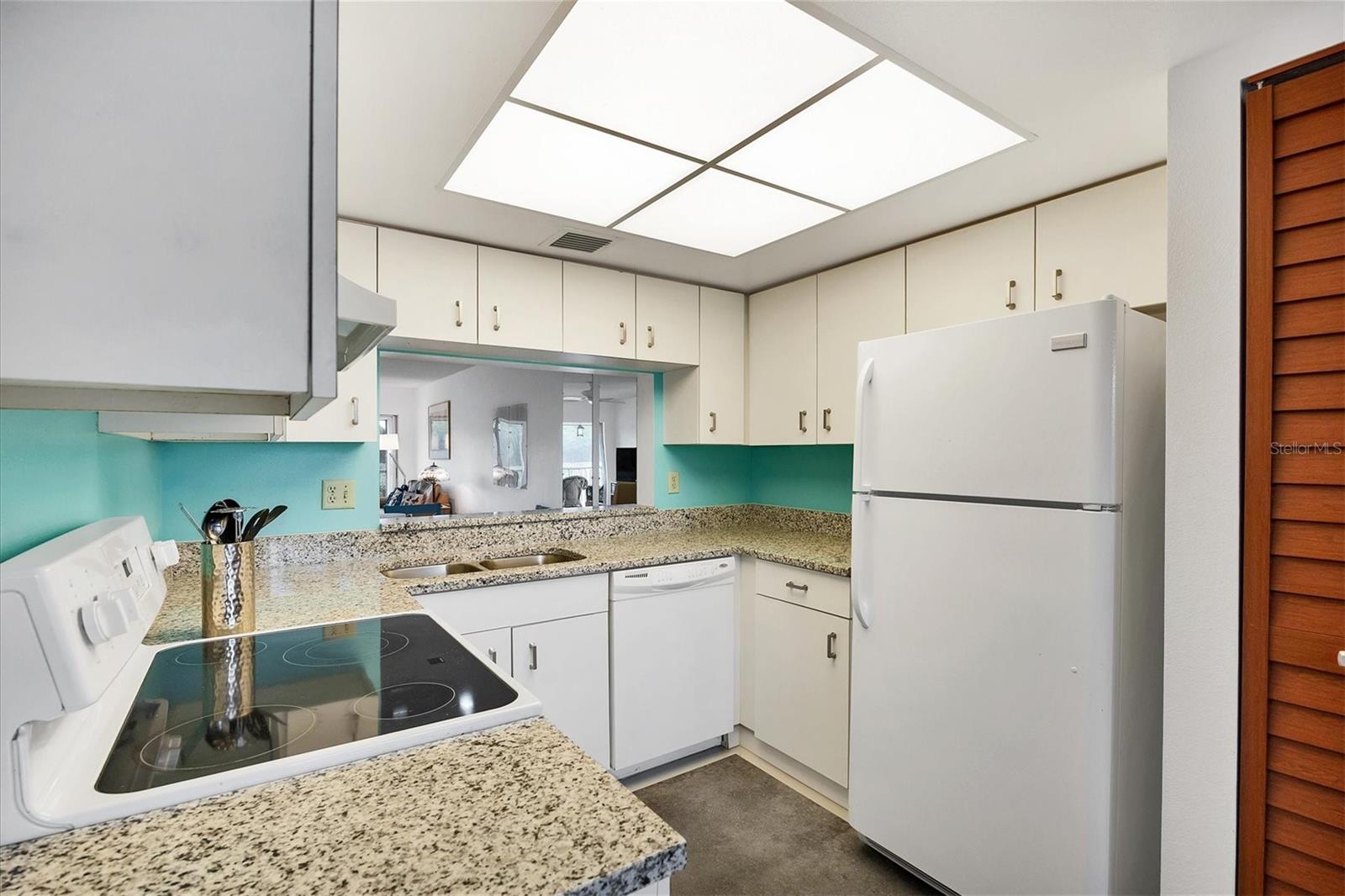 710 ESTUARY DR, BRADENTON, FL, 34209