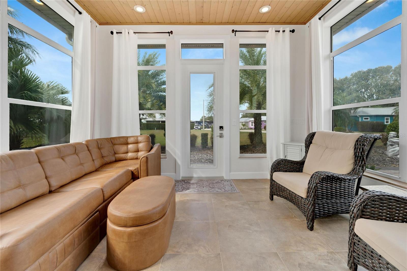 3250 RED TAIL HAWK DR, POLK CITY, FL, 33868