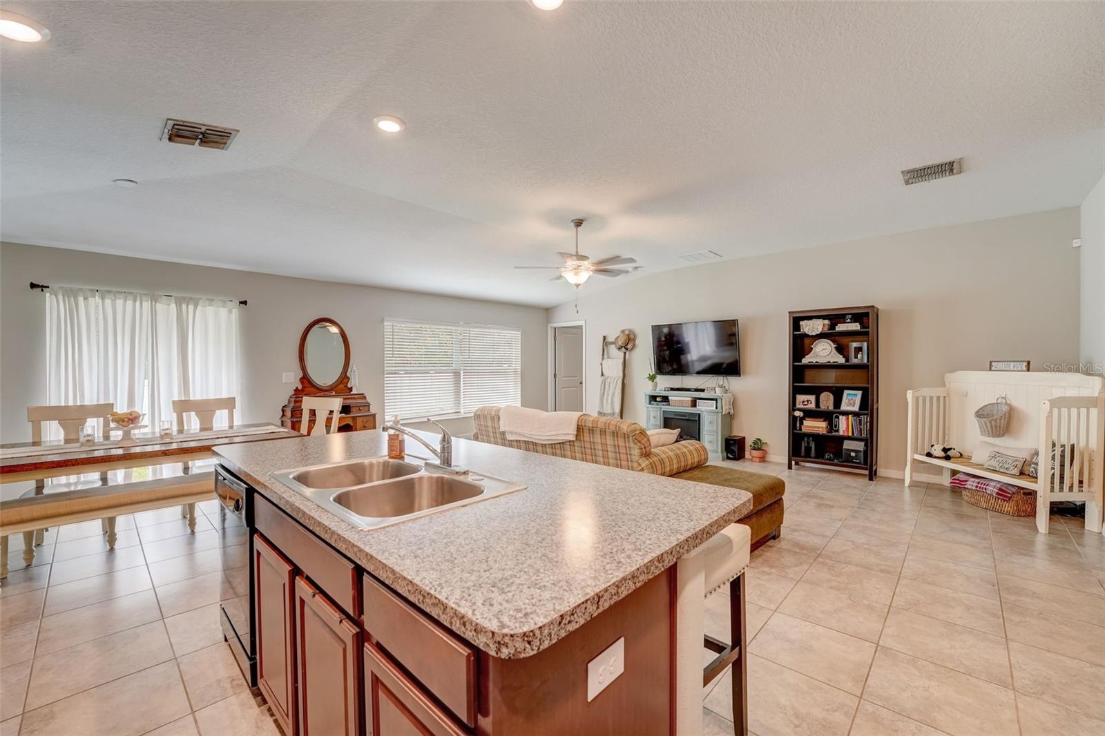 1740 BROAD WINGED HAWK DR, RUSKIN, FL, 33570