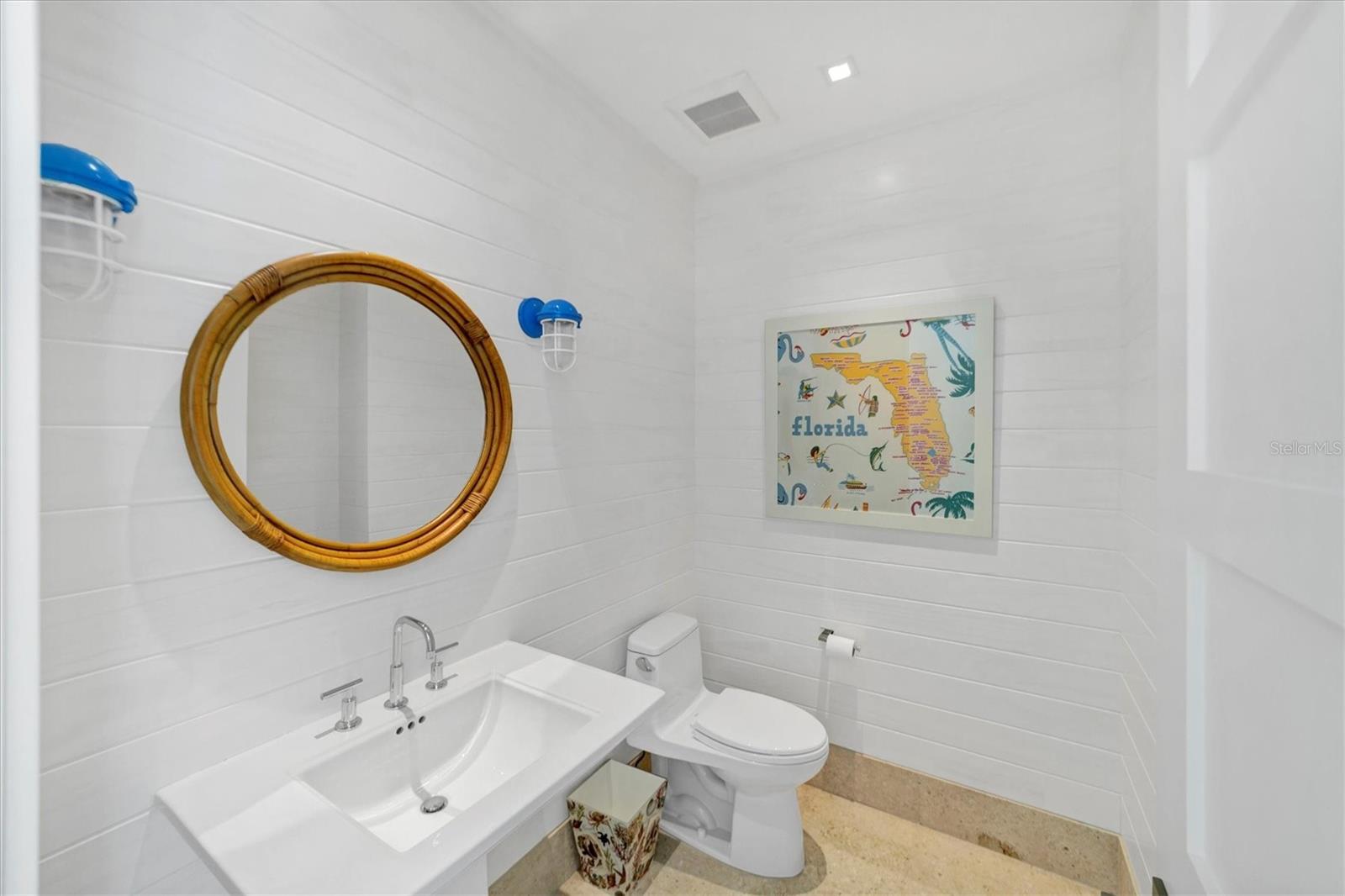 D6134421 Property Photo