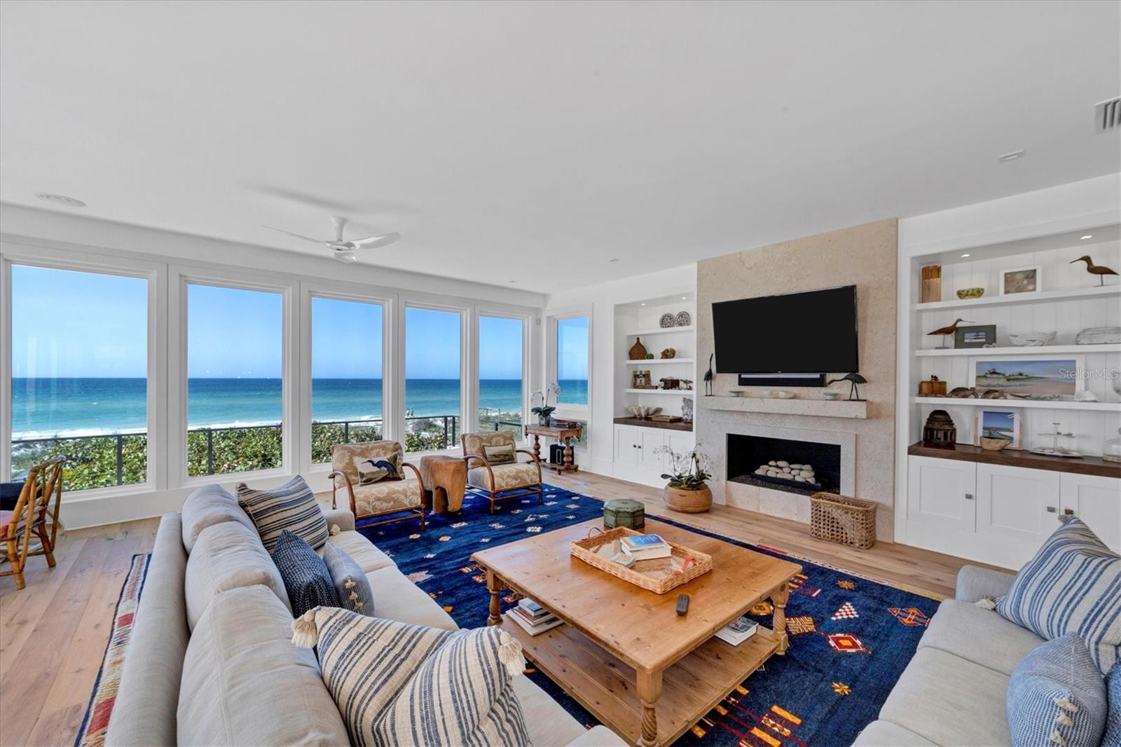 D6134421 Property Photo