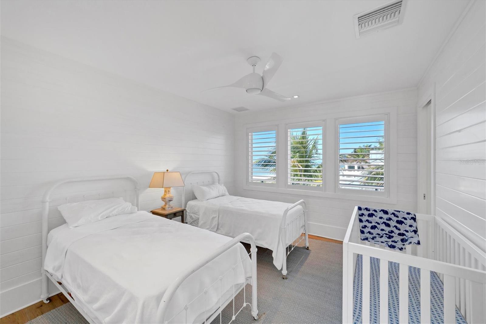 D6134421 Property Photo