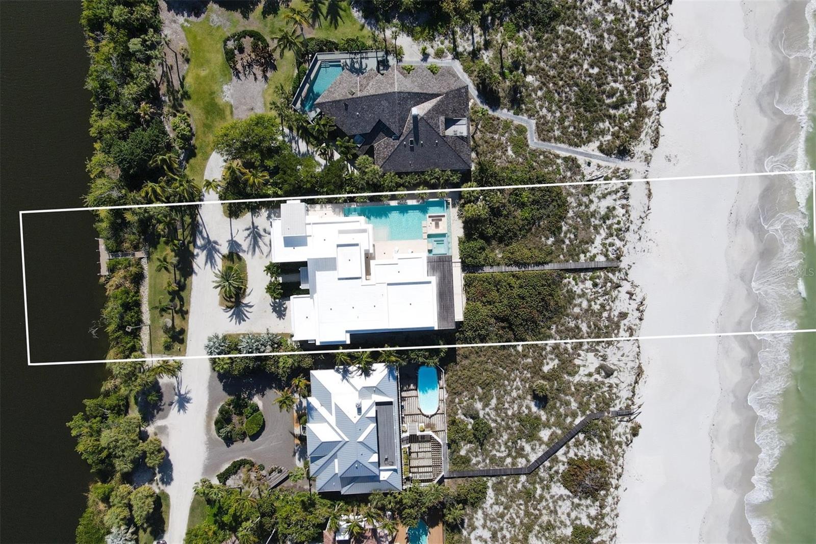 D6134421 Property Photo