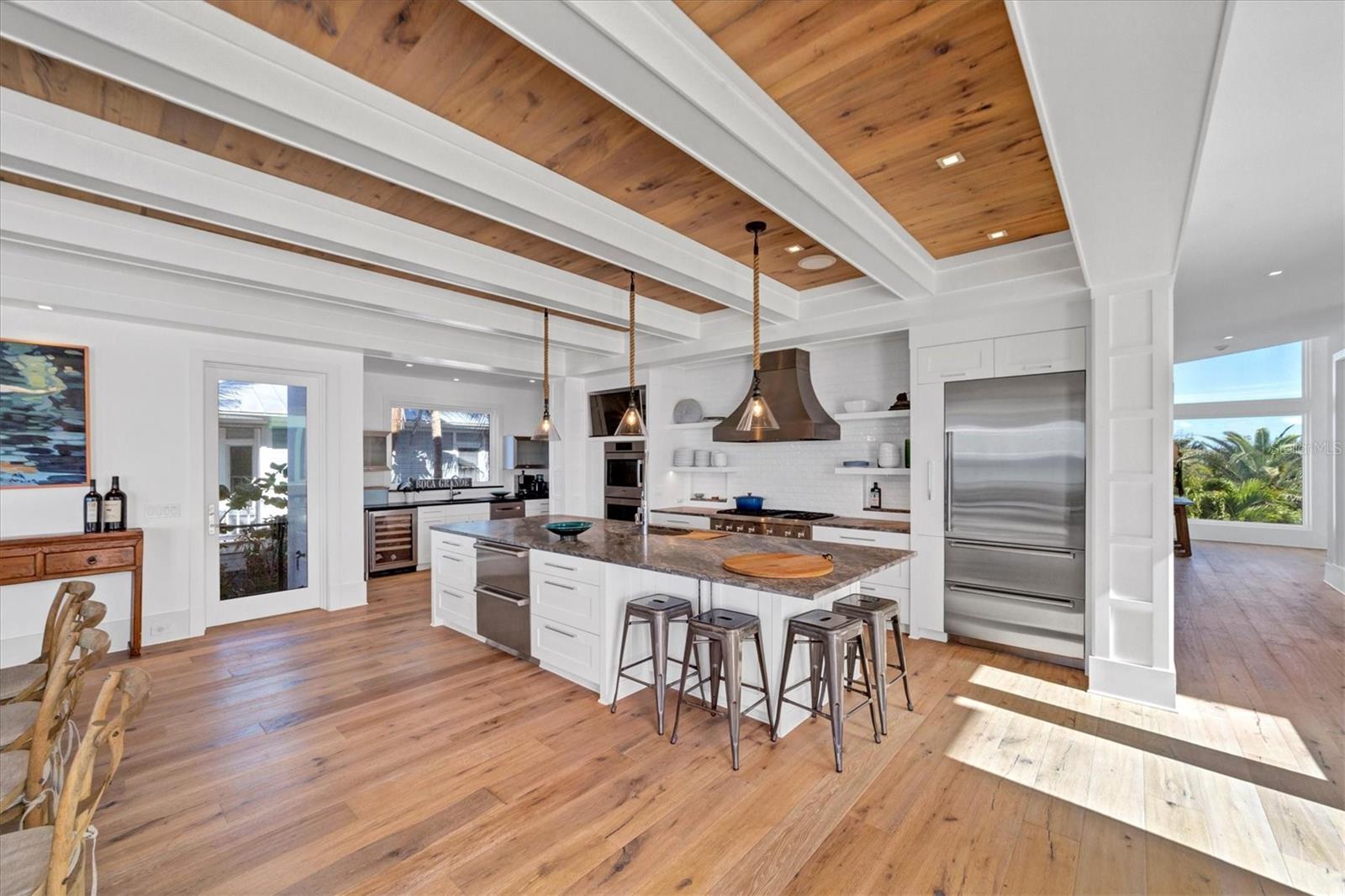 D6134421 Property Photo