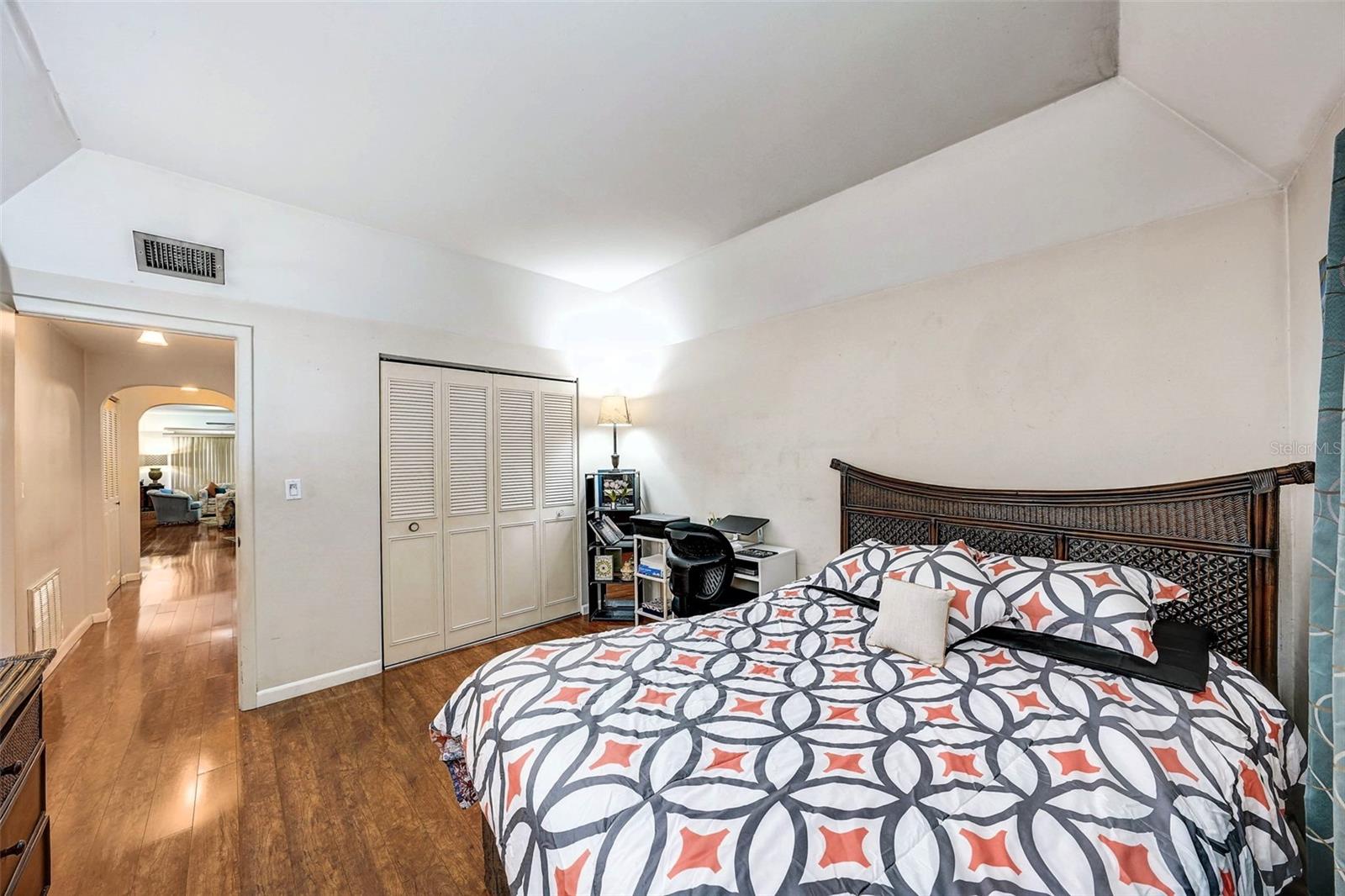 2301 CORDOVA GRN, SEMINOLE, FL, 33777