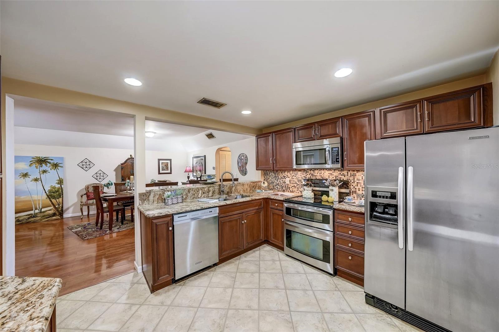 2301 CORDOVA GRN, SEMINOLE, FL, 33777