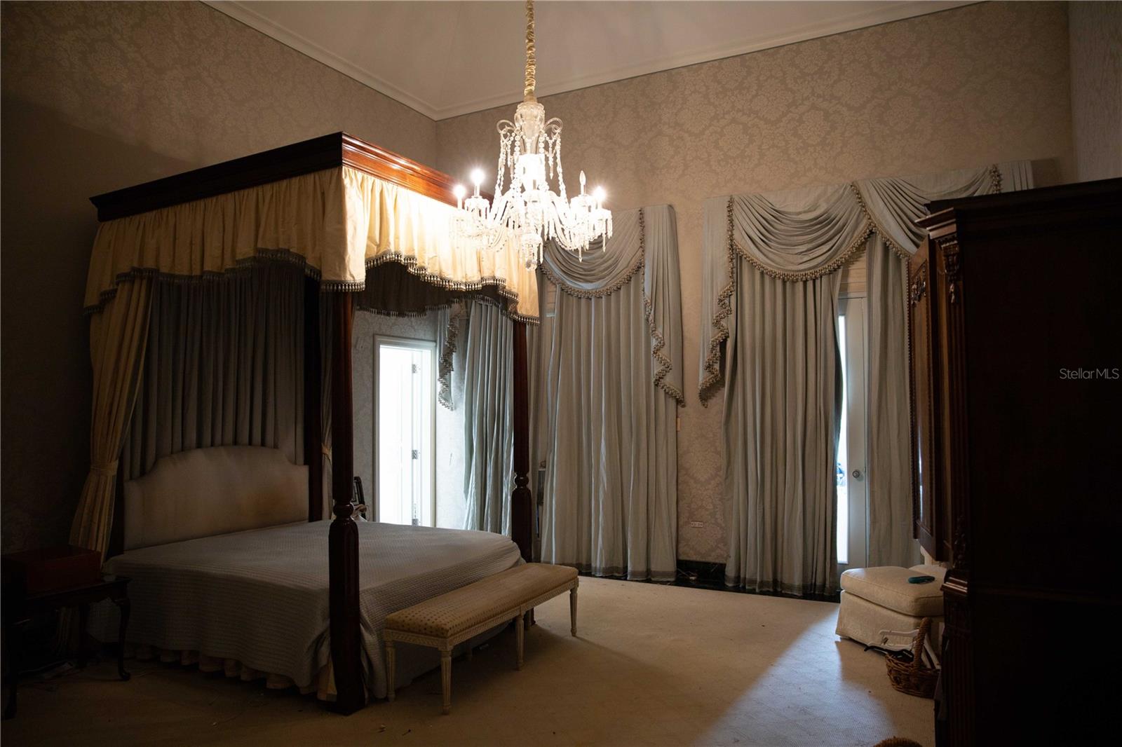 PR9104086 Property Photo