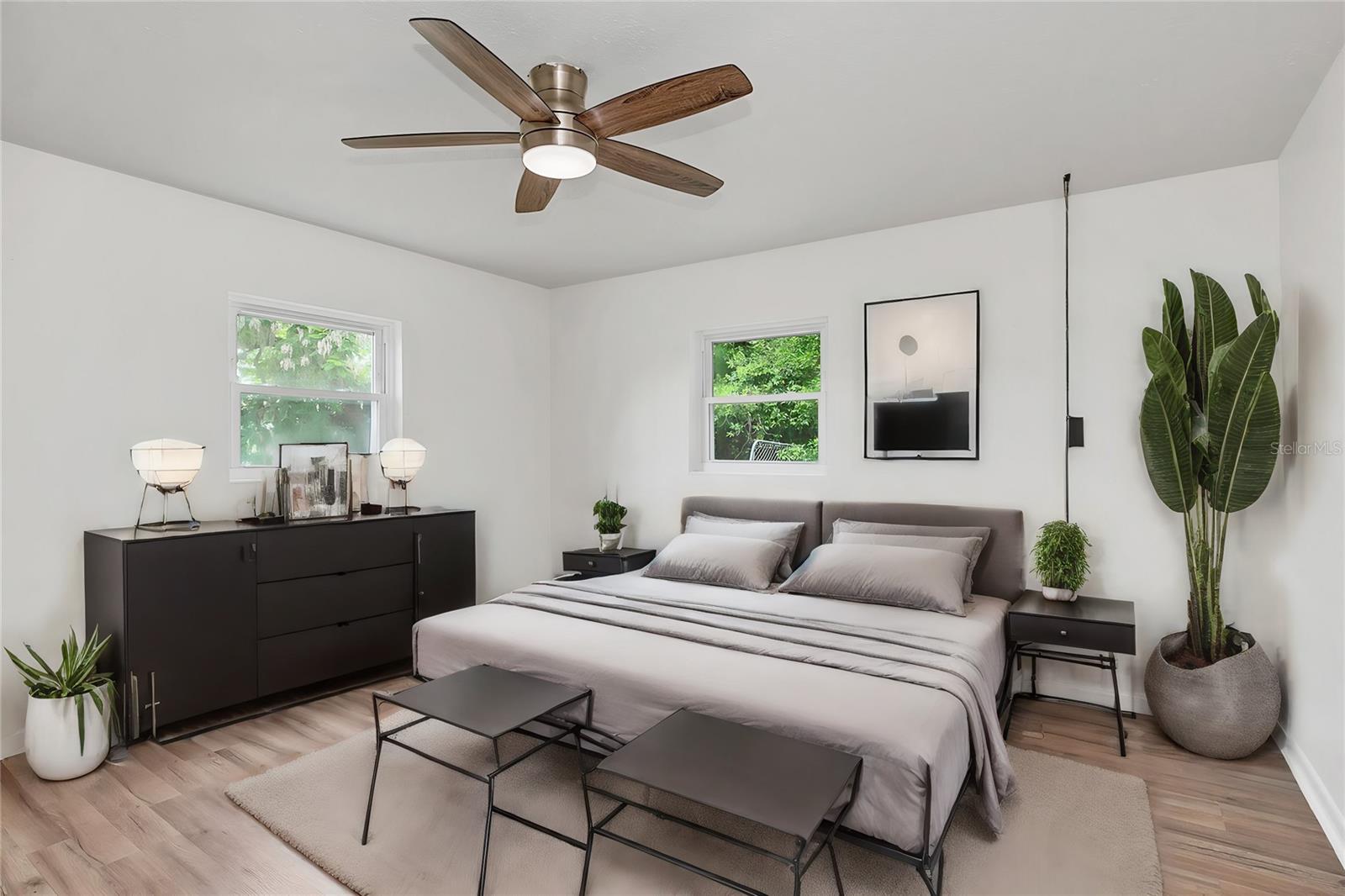 562 HARTLEY PL, ORLANDO, FL, 32805