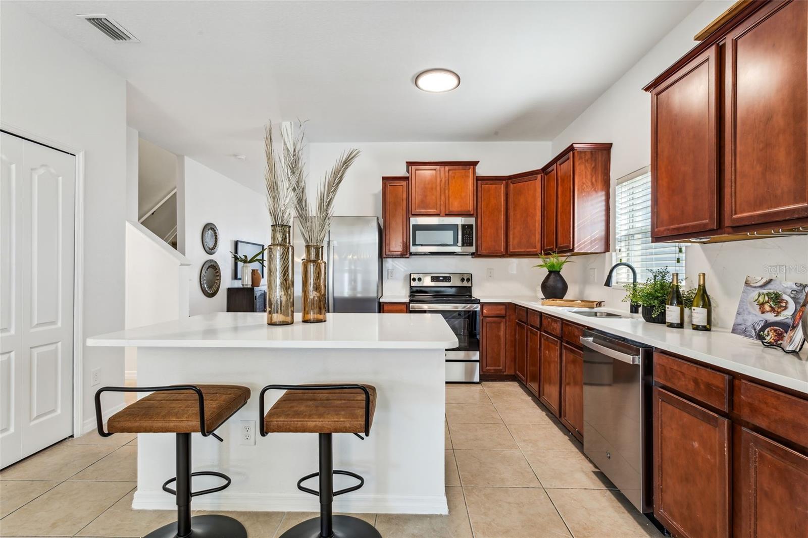 605 19TH ST NW, RUSKIN, FL, 33570