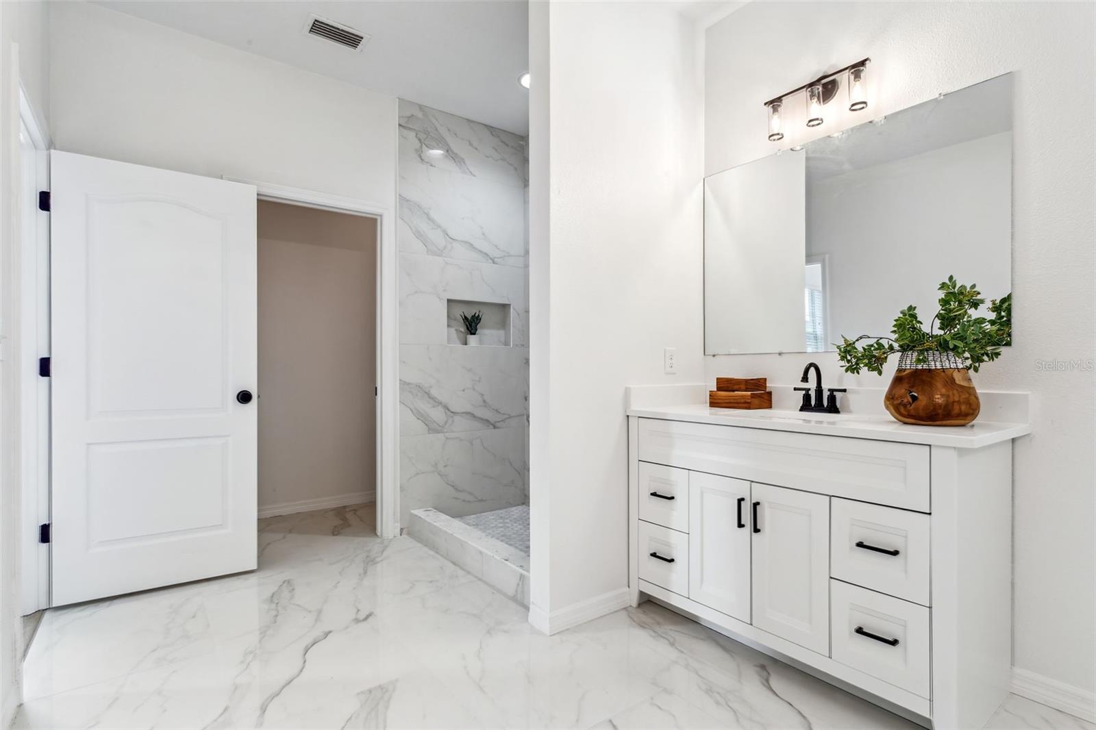 605 19TH ST NW, RUSKIN, FL, 33570