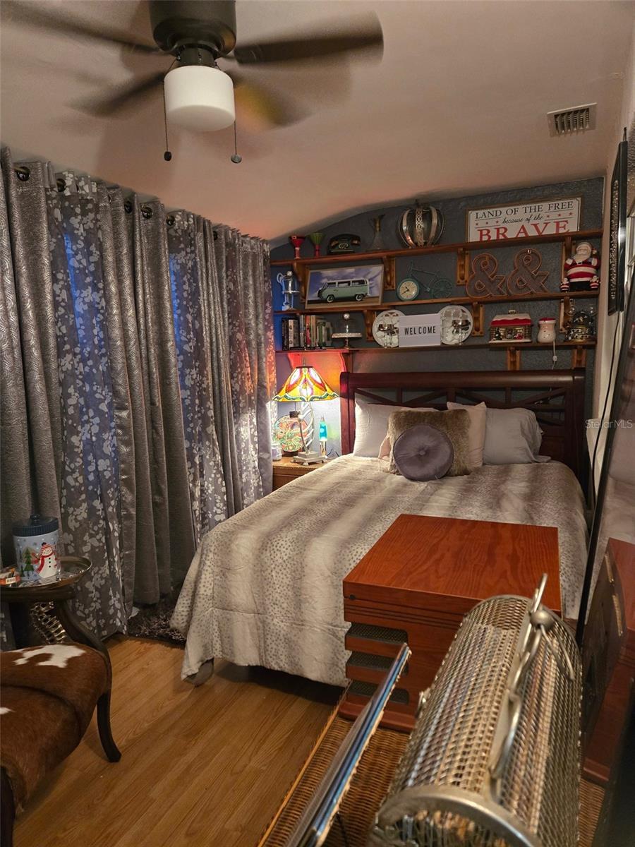 U8227630 Property Photo