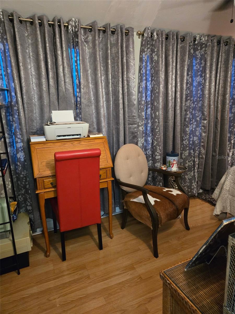 U8227630 Property Photo