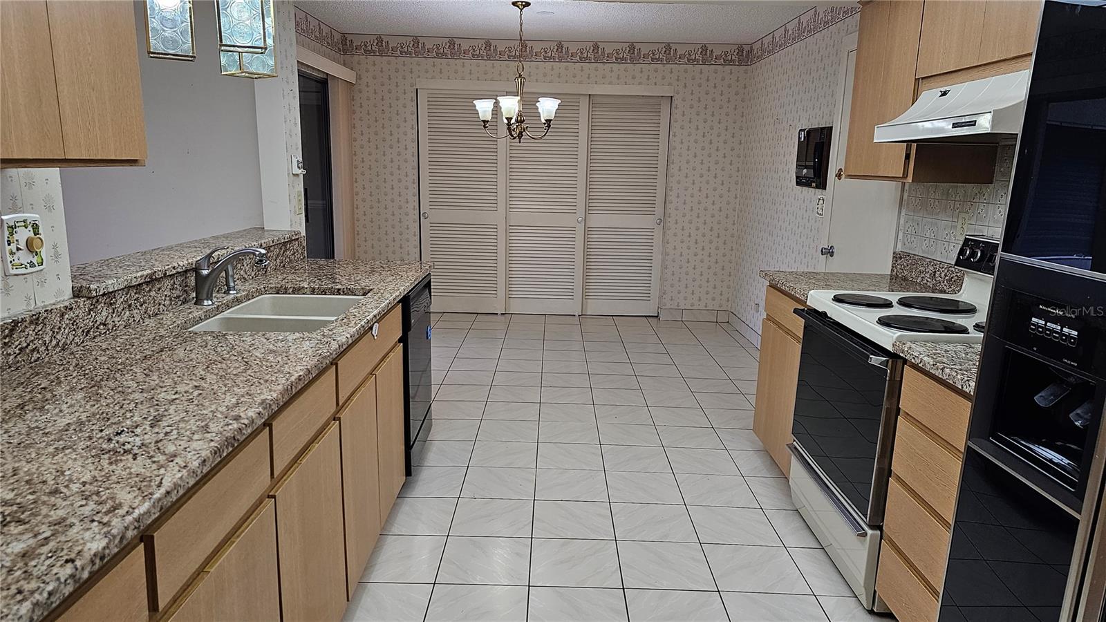 3462 MAINLANDS BLVD S #6, PINELLAS PARK, FL, 33782