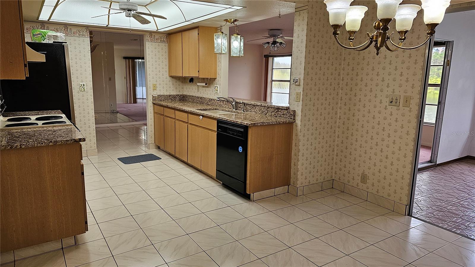 3462 MAINLANDS BLVD S #6, PINELLAS PARK, FL, 33782