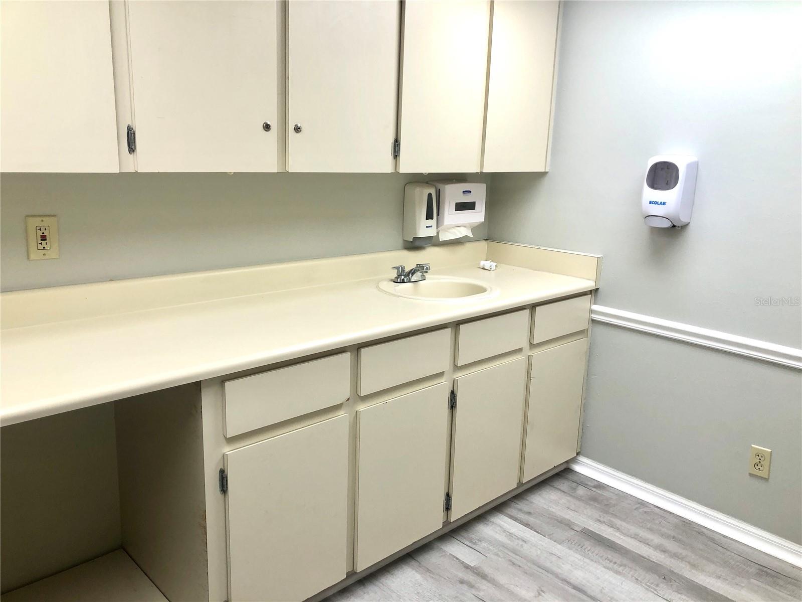 844 POINSETTIA AVE, SEBRING, FL, 33870