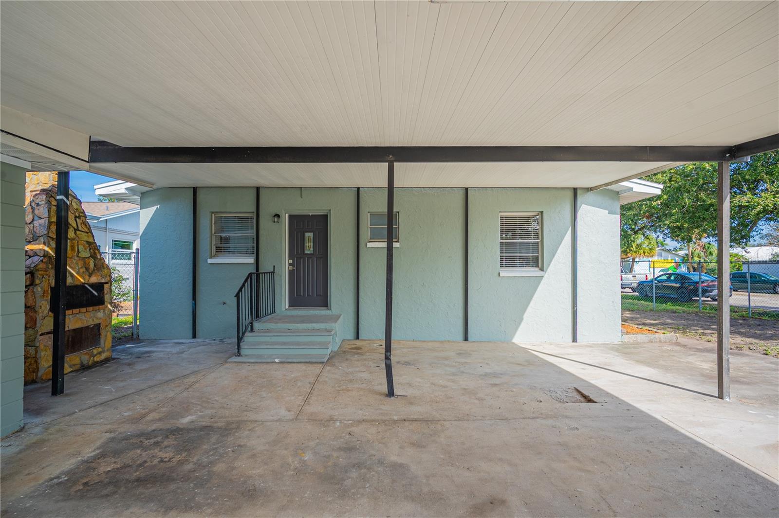 1902 W STATE ST, TAMPA, FL, 33606