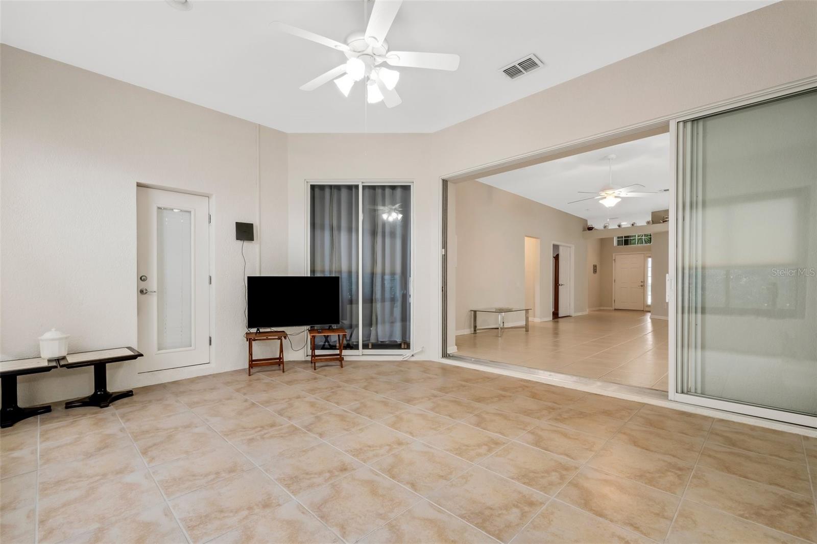 541 ARENA DR, DAVENPORT, FL, 33837