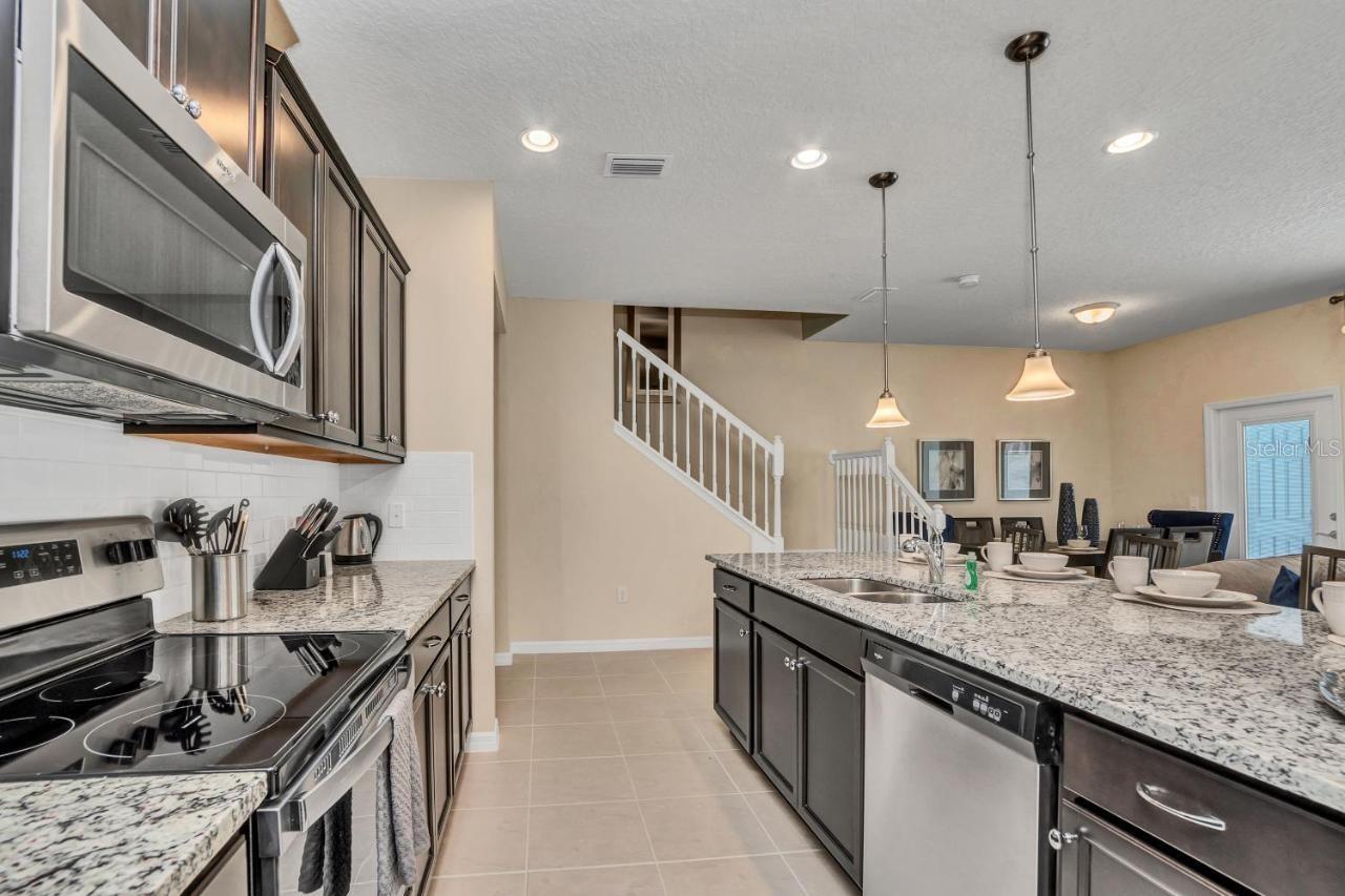 2407 DUBAI ST, KISSIMMEE, FL, 34747