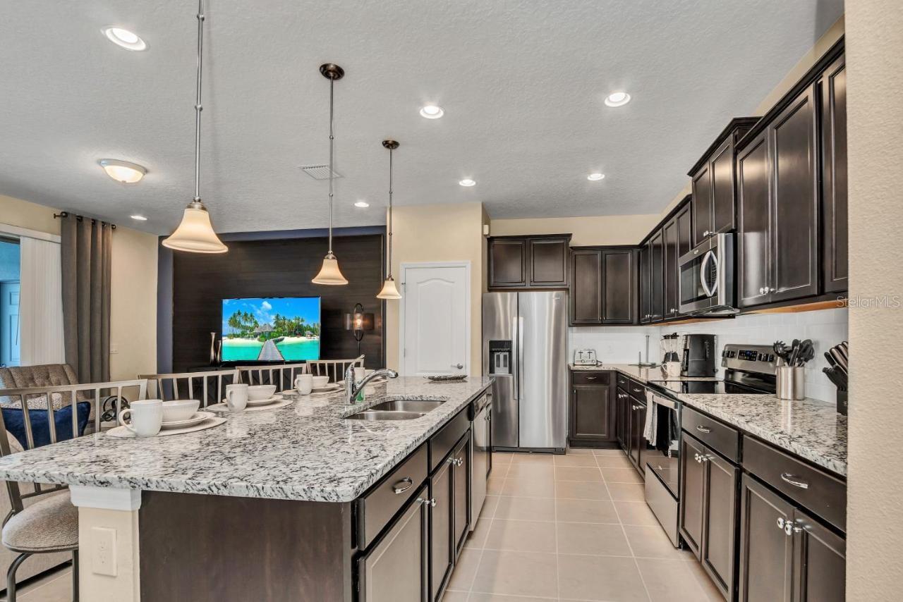 2407 DUBAI ST, KISSIMMEE, FL, 34747