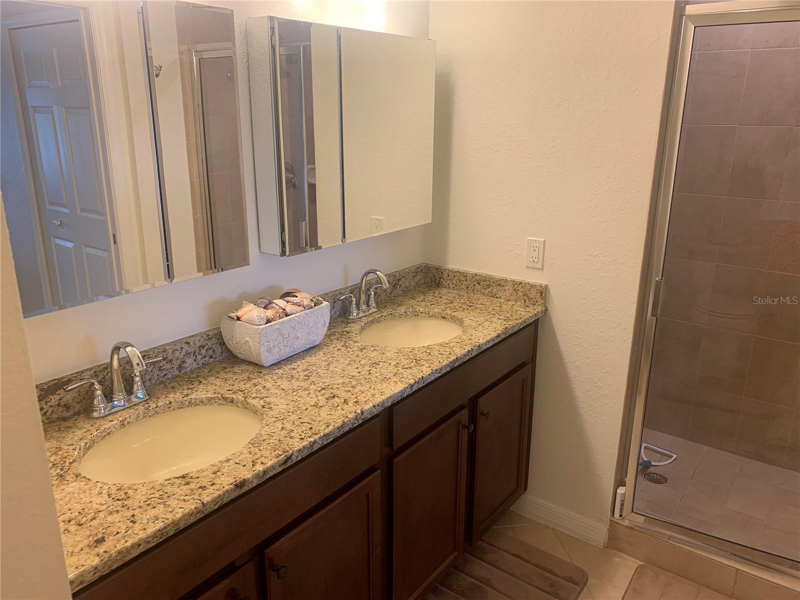 7225 RIVER HAMMOCK DR #202, BRADENTON, FL, 34212