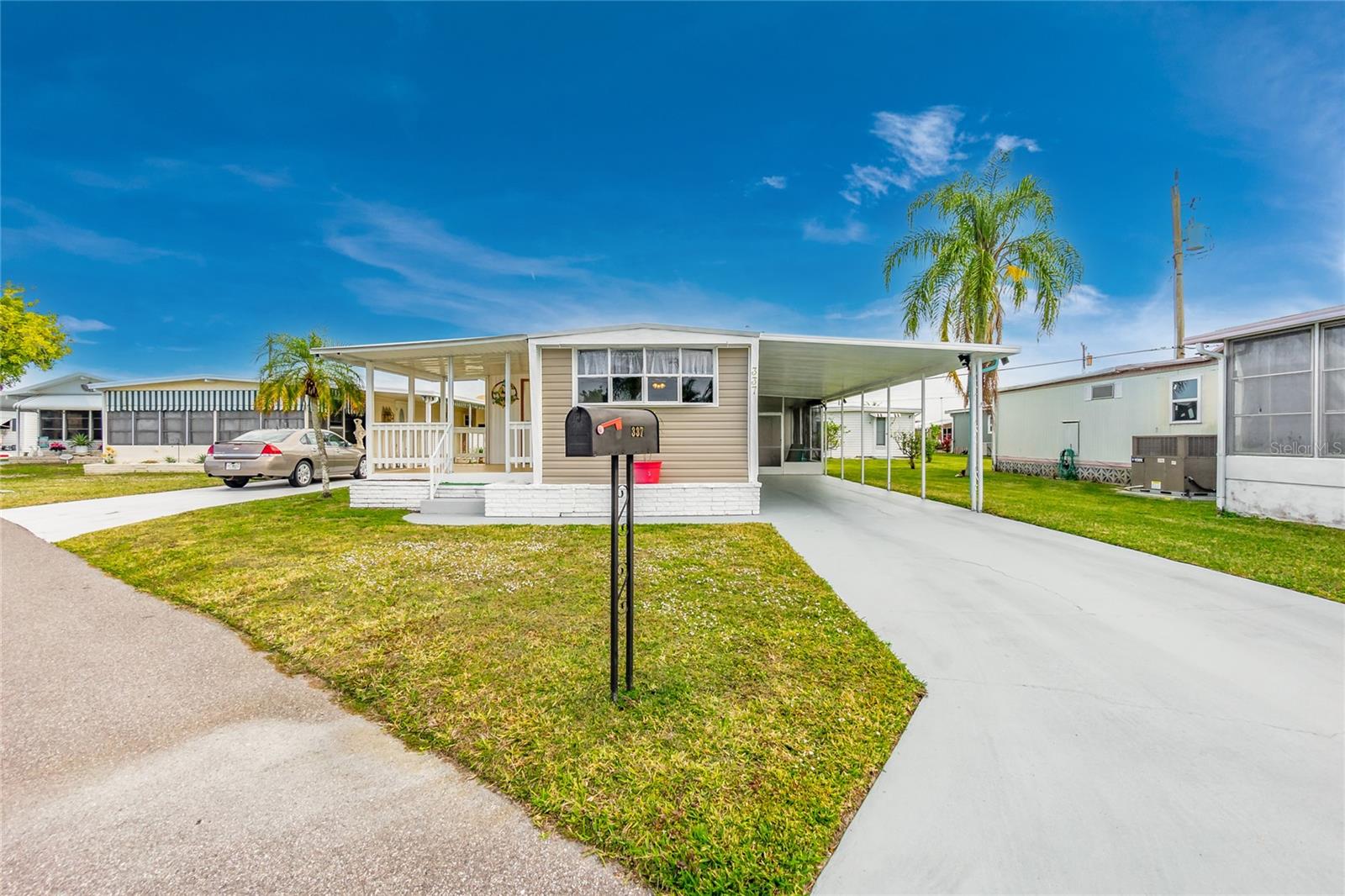 D6134480 Property Photo