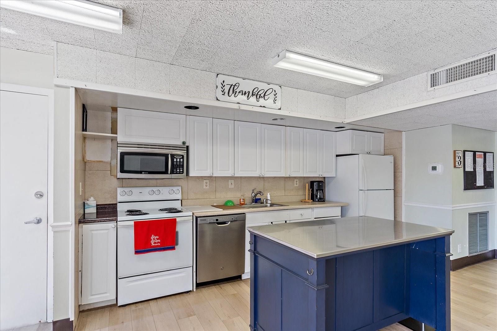 2901 26TH ST W #703, BRADENTON, FL, 34205