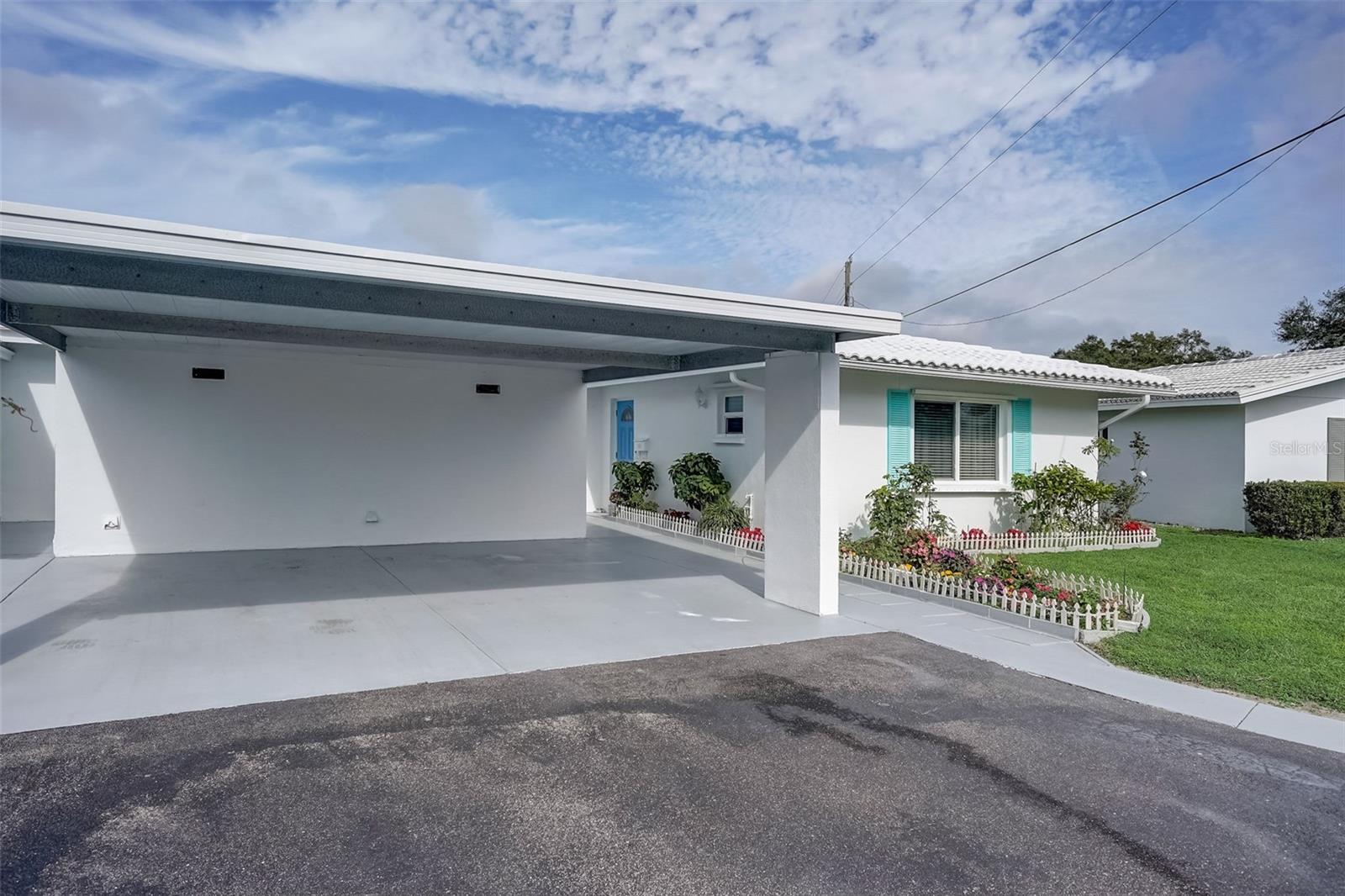 1810 UNIVERSITY PL #6, SARASOTA, FL, 34235