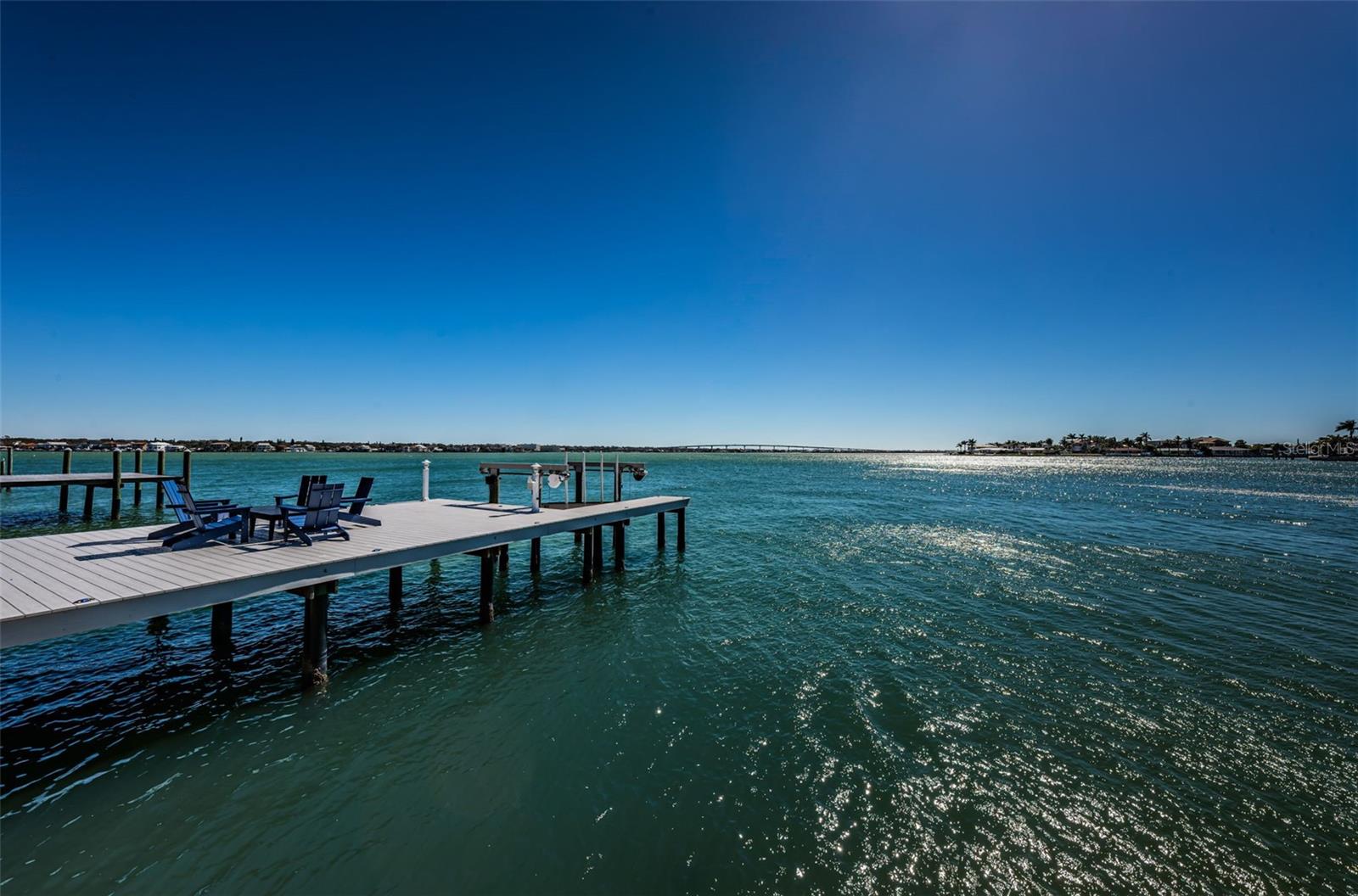 516 BELLE ISLE AVE, BELLEAIR BEACH, FL, 33786