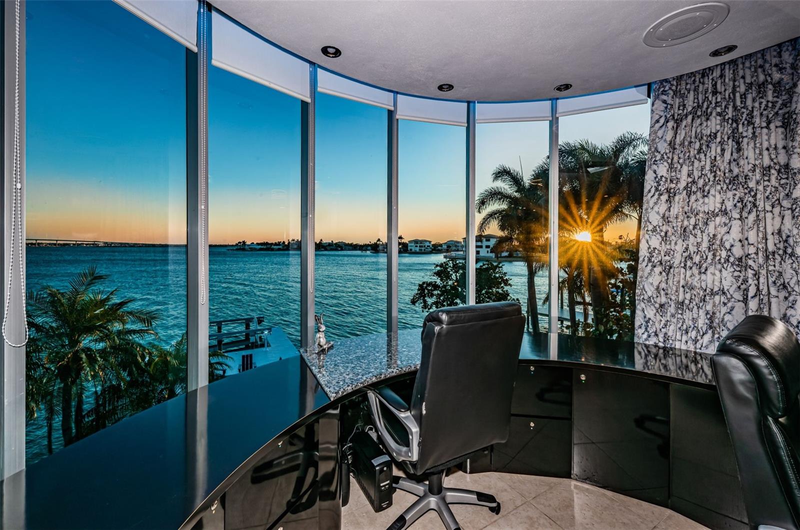516 BELLE ISLE AVE, BELLEAIR BEACH, FL, 33786
