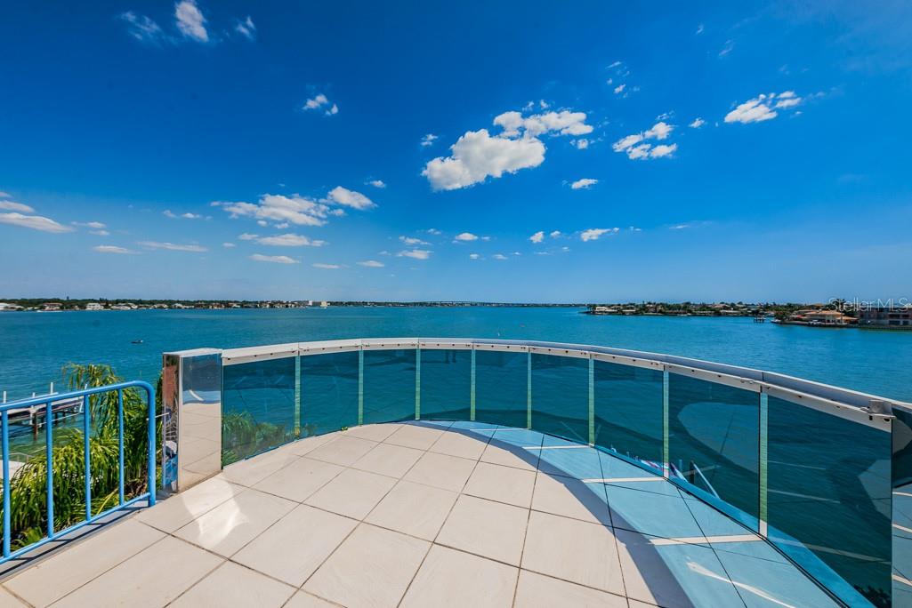 516 BELLE ISLE AVE, BELLEAIR BEACH, FL, 33786