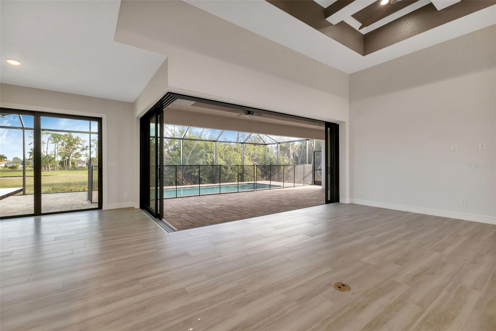 27 TEE VIEW RD, ROTONDA WEST, FL, 33947