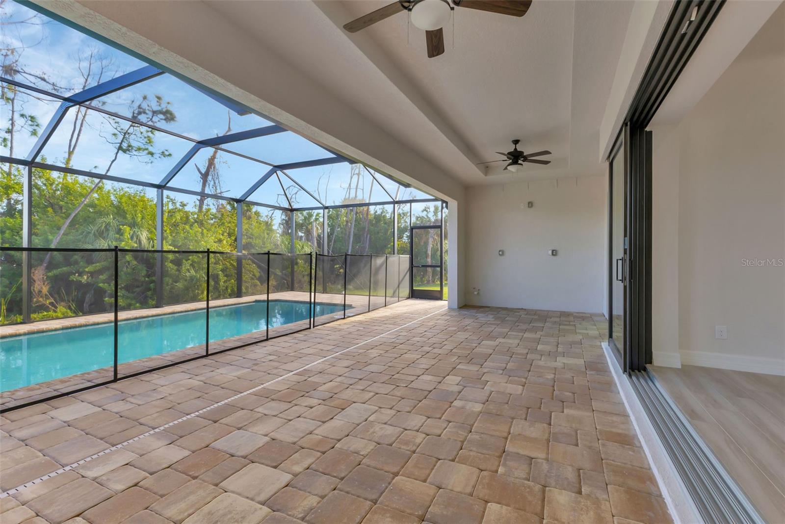 27 TEE VIEW RD, ROTONDA WEST, FL, 33947
