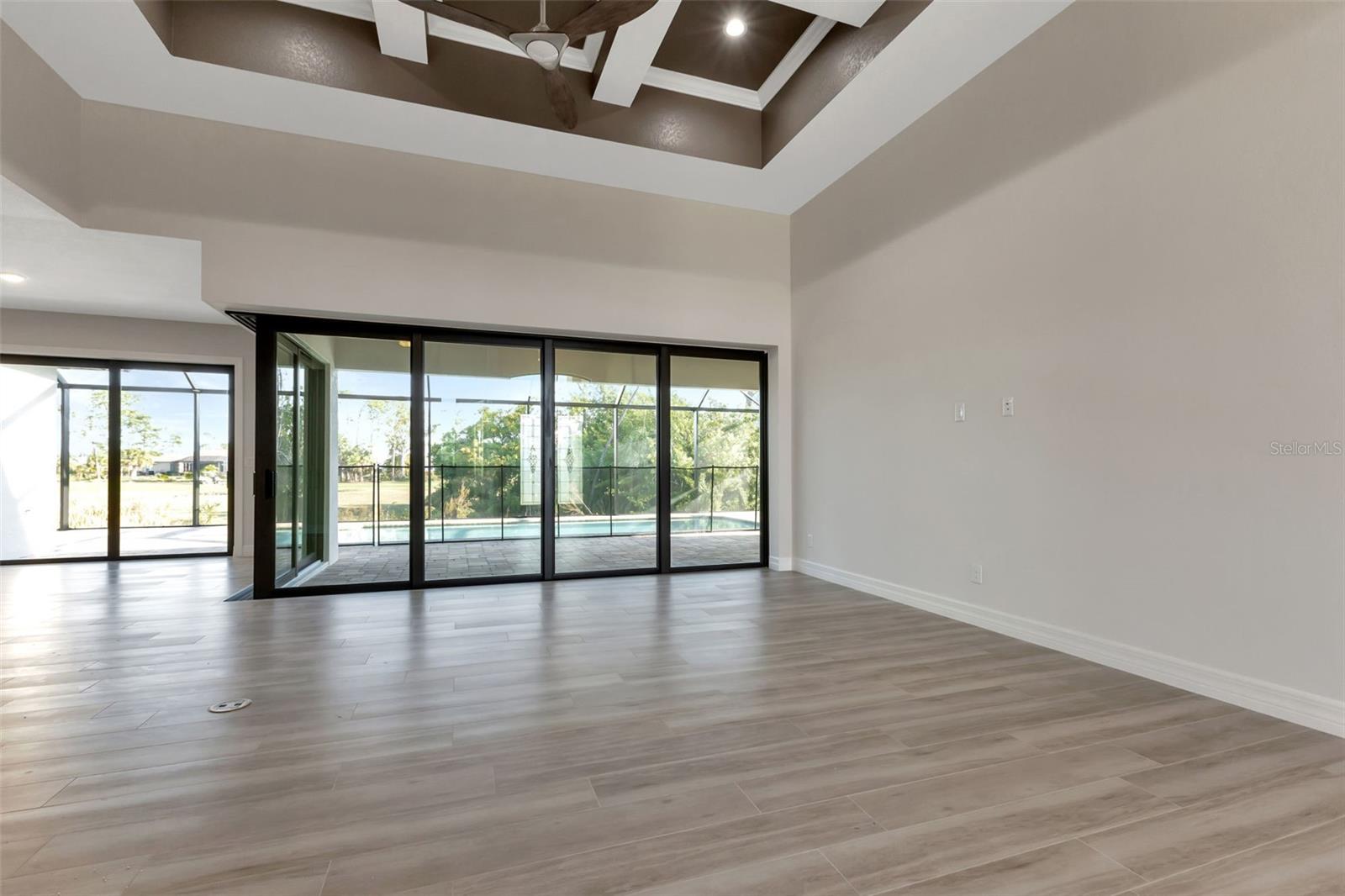 27 TEE VIEW RD, ROTONDA WEST, FL, 33947