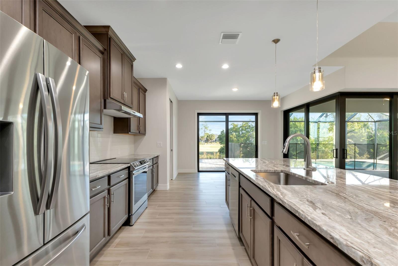 27 TEE VIEW RD, ROTONDA WEST, FL, 33947