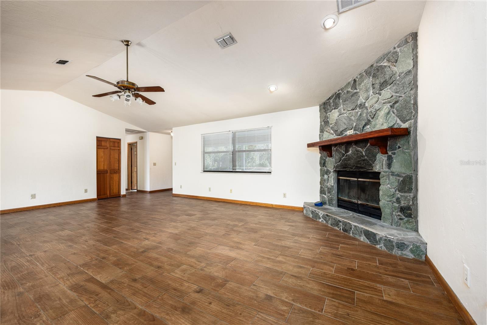 15181 NE 9TH ST, WILLISTON, FL, 32696