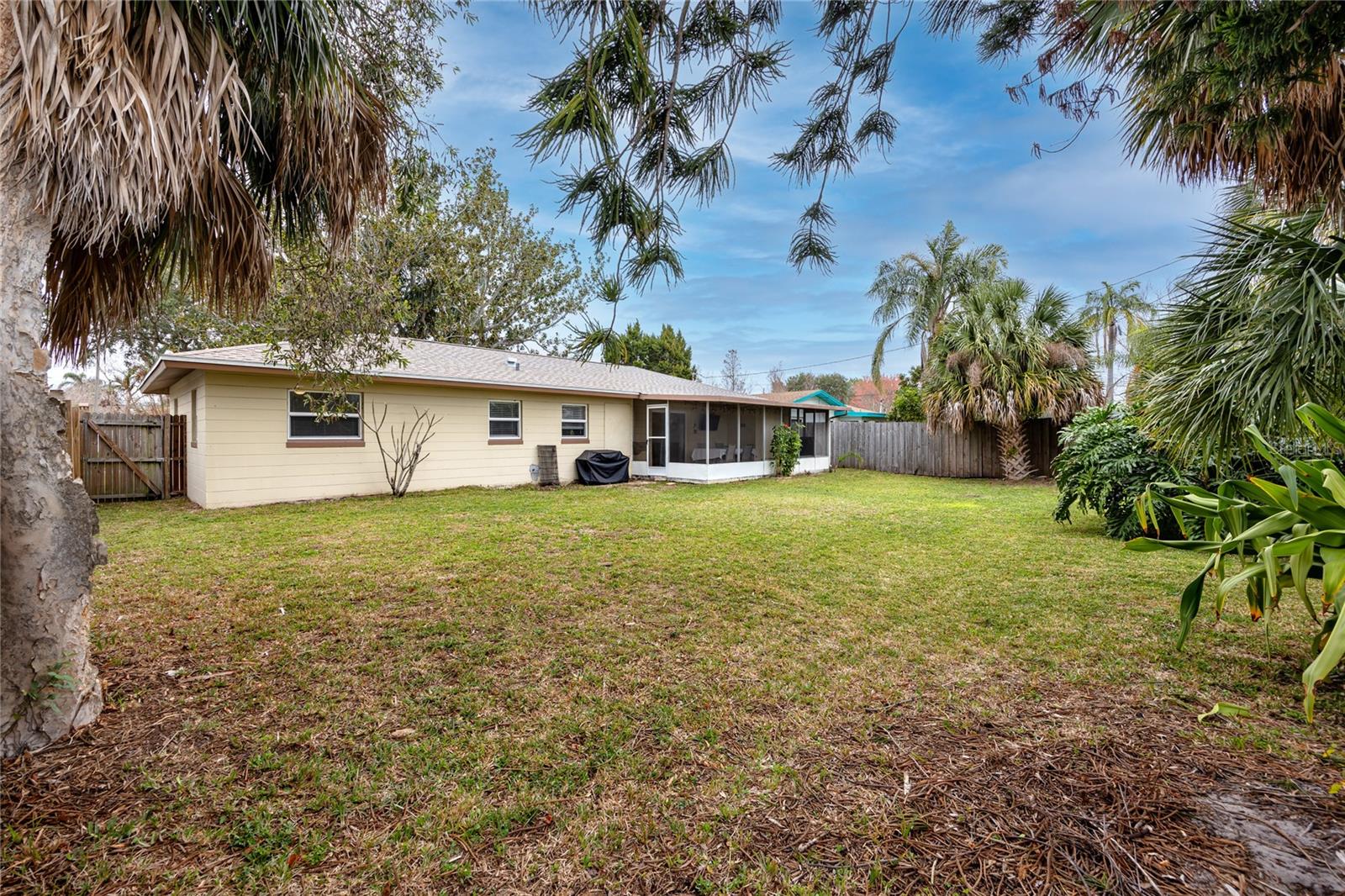 1255 BURMA AVE, CLEARWATER, FL, 33764