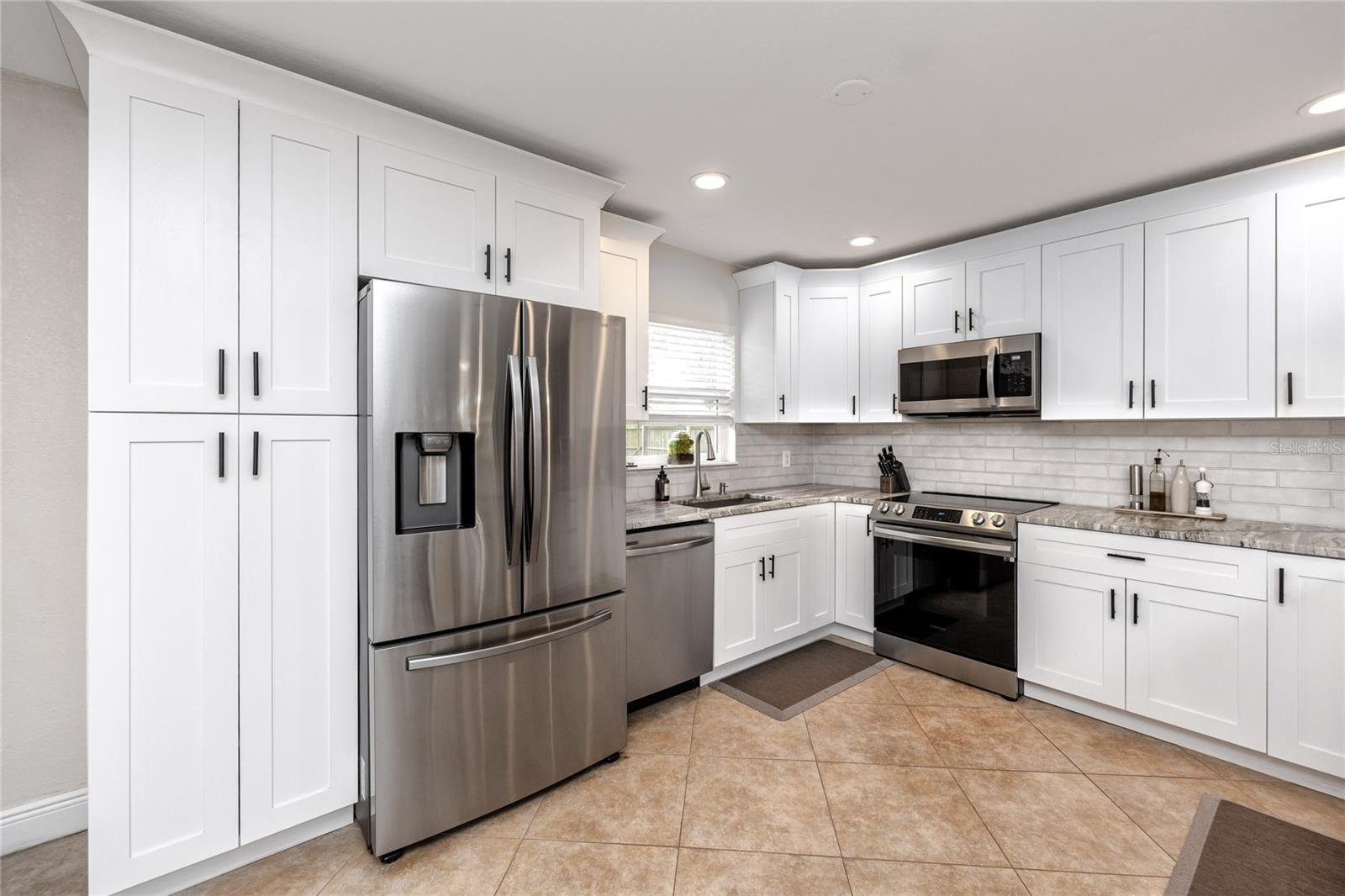 1255 BURMA AVE, CLEARWATER, FL, 33764