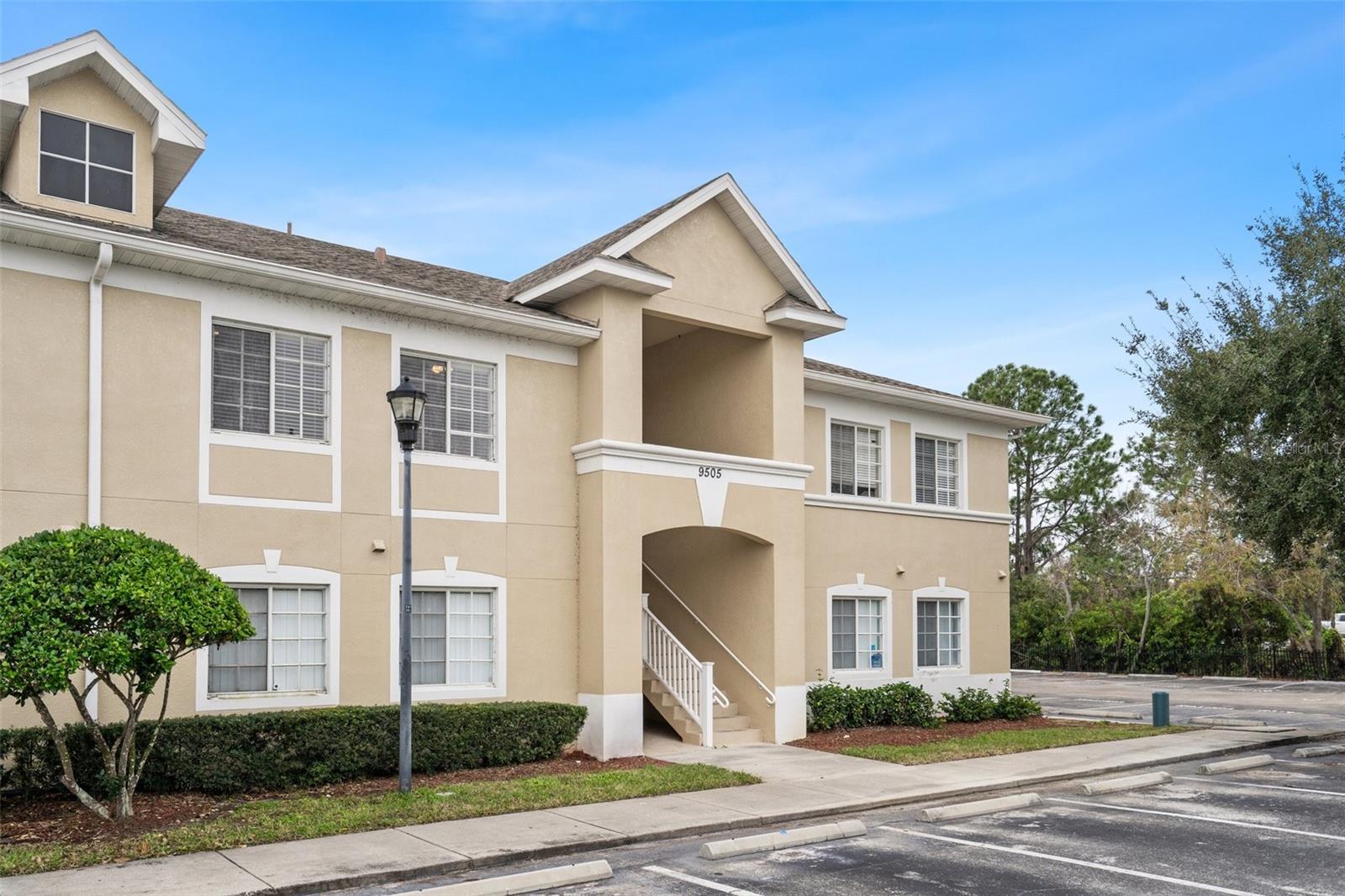9505 AMBERDALE CT #201, RIVERVIEW, FL, 33578