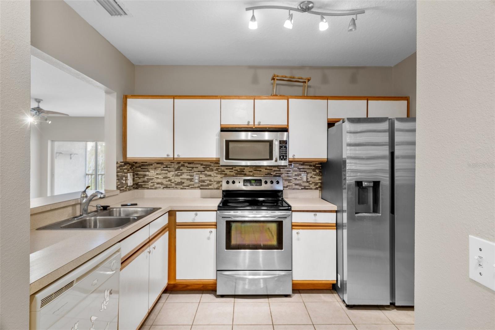 9505 AMBERDALE CT #201, RIVERVIEW, FL, 33578