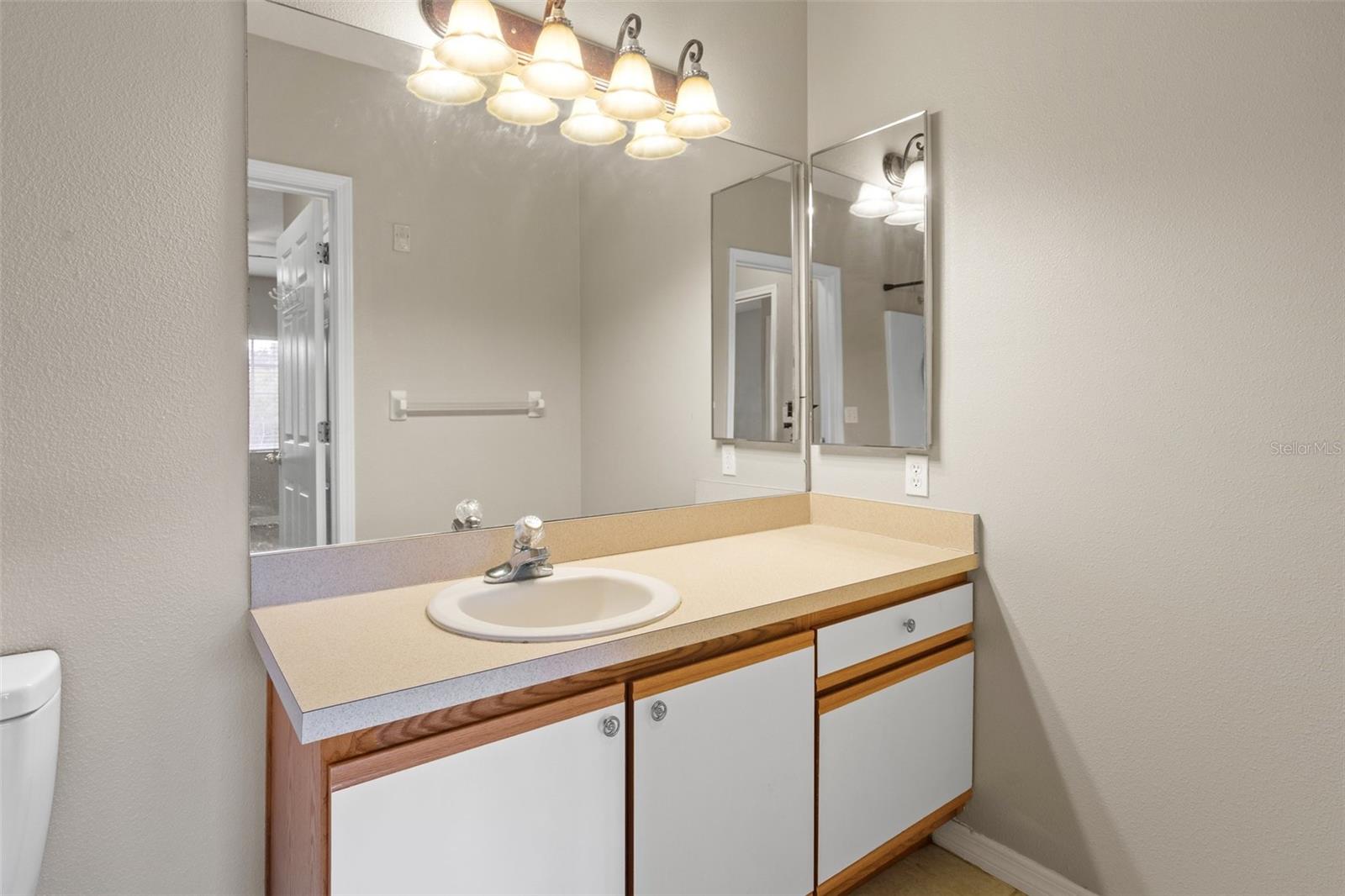 9505 AMBERDALE CT #201, RIVERVIEW, FL, 33578
